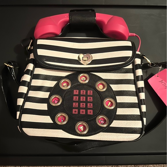 Betsey Johnson Handbags - Betsey Johnson Functional Phone Purse Black White Pink Shoulder Bag Top Handle